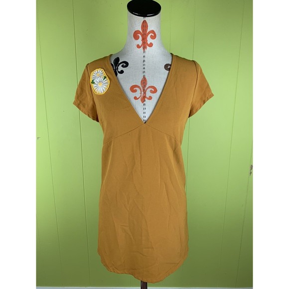 Forever 21 Dress V Neck Short Sleeve Midi Womens Size S Mustard Yellow Applcated - Picture 1 of 10